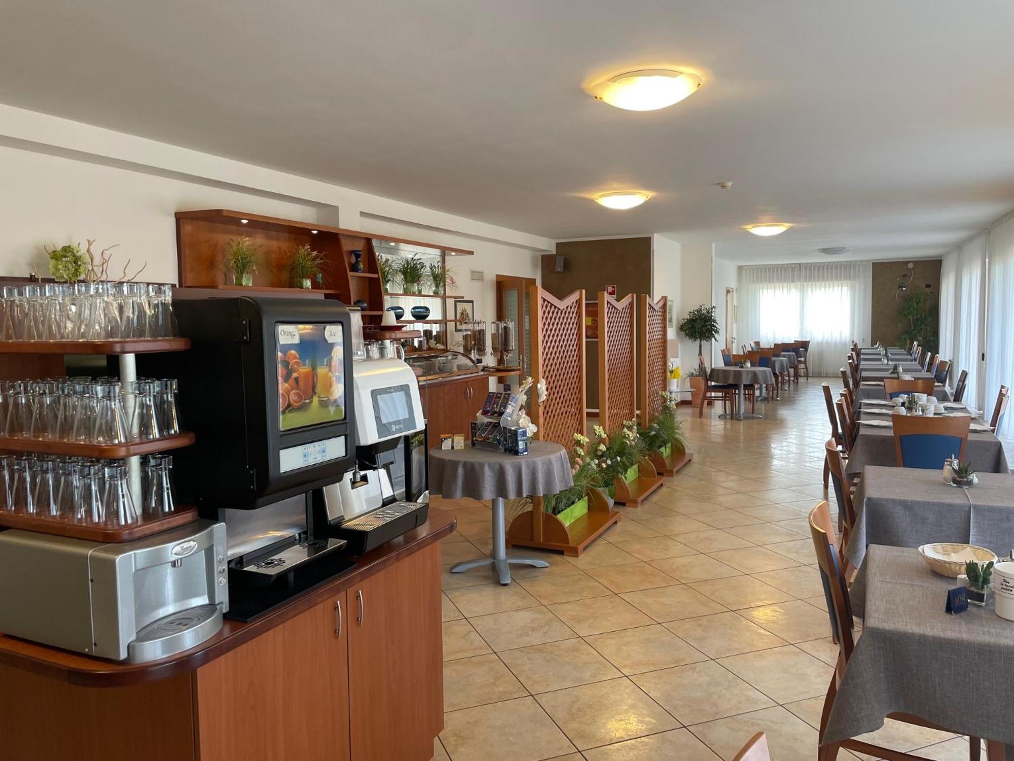 Hotel Casa Chincarini มัลเชซิเน ภายนอก รูปภาพ
